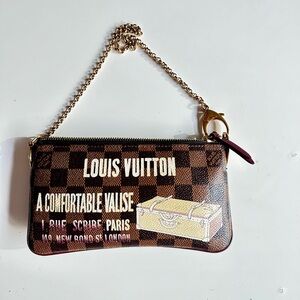 RARE! RARE! 
Louis Vuitton  Milla MM Trunk Pochette DE